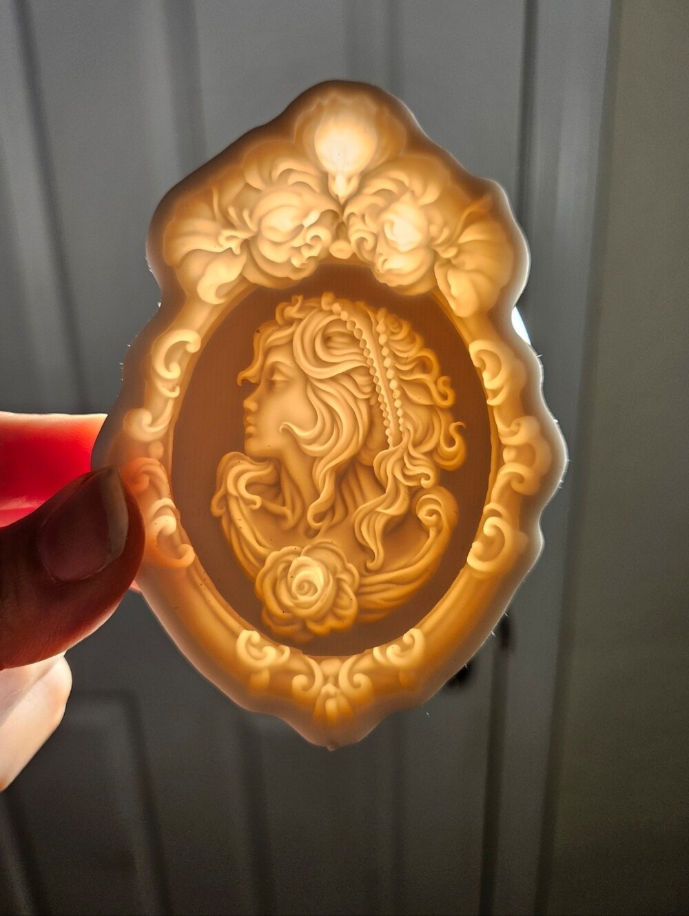 Cameo Floral Relief Silicone Mold